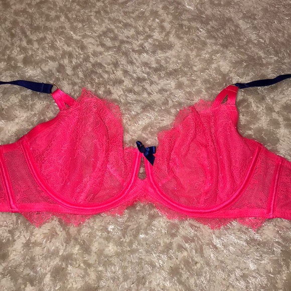 Victoria's Secret Other - Victoria’s Secret unlined bra